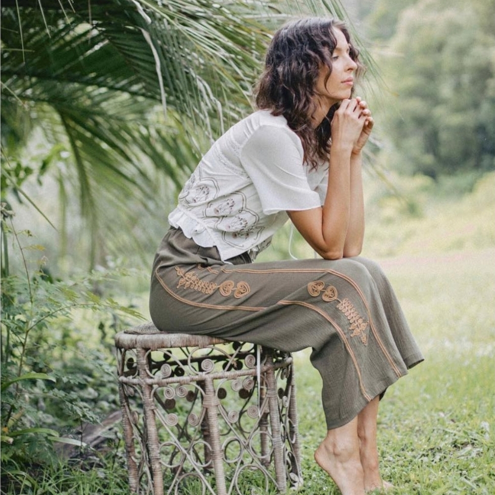 Embroidered Olive Green Cropped Pants